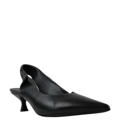 STRATEGIA pumps a5704